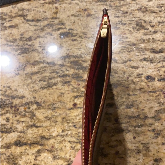 Louis Vuitton clutch - Picture 4 of 4